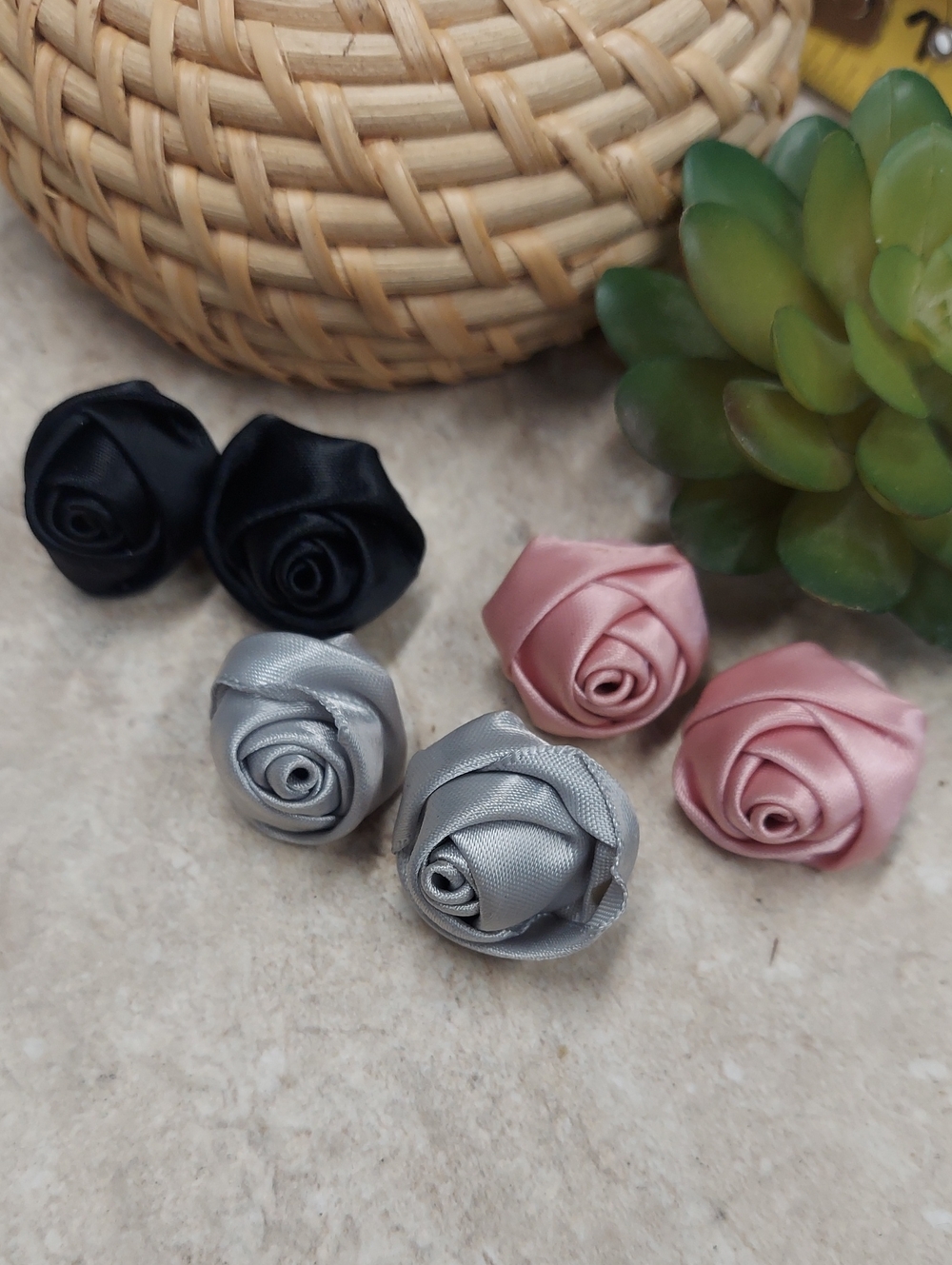 E2597 Black Satin Rose Stud Earrings Women Accessories
